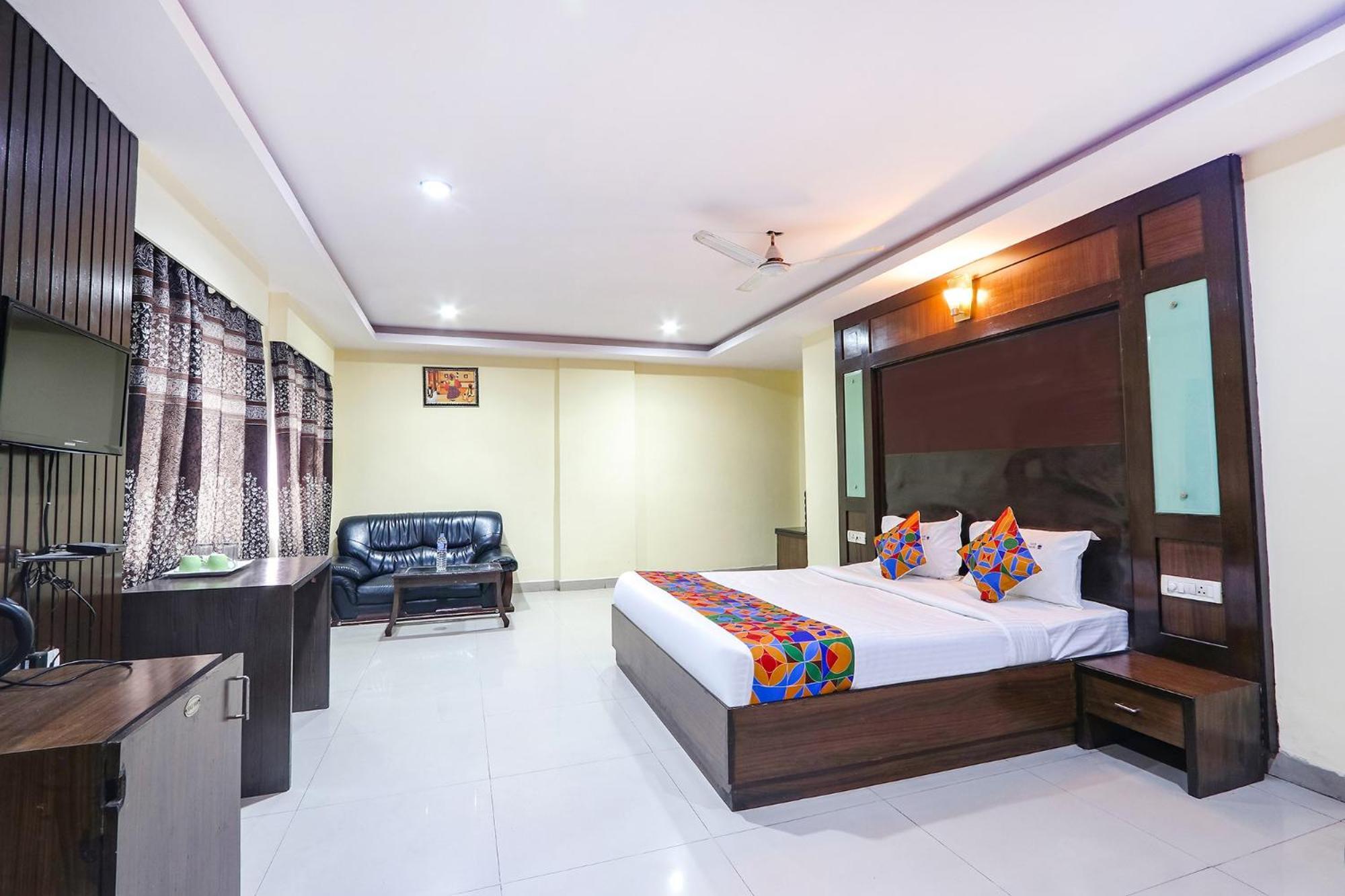 Fabhotel Royal Residency II - Nr Metro Station Lakdikapul Hyderabad Ngoại thất bức ảnh