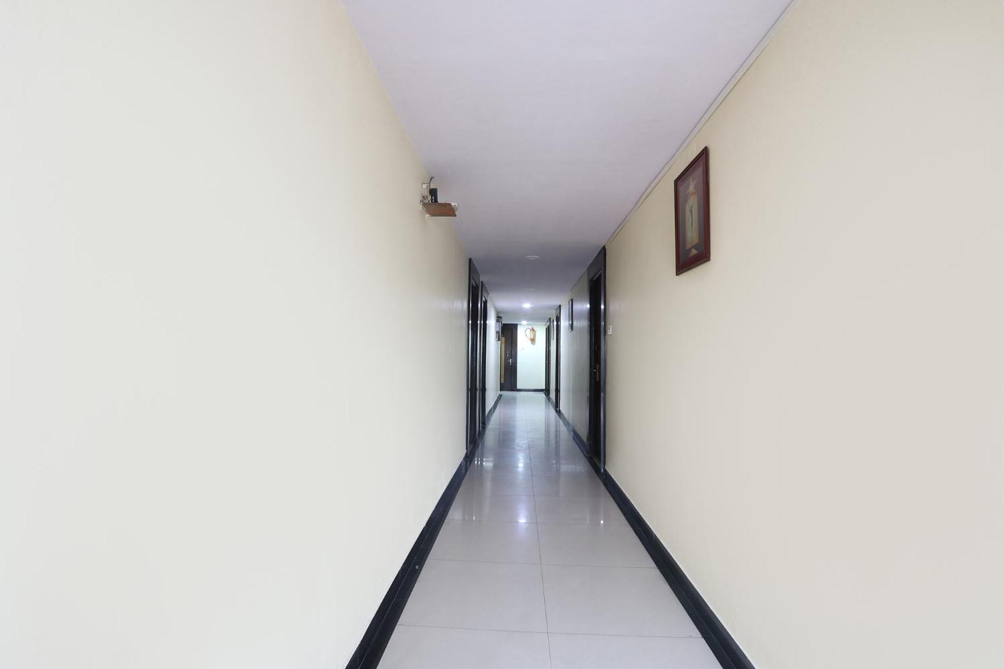 Fabhotel Royal Residency II - Nr Metro Station Lakdikapul Hyderabad Ngoại thất bức ảnh