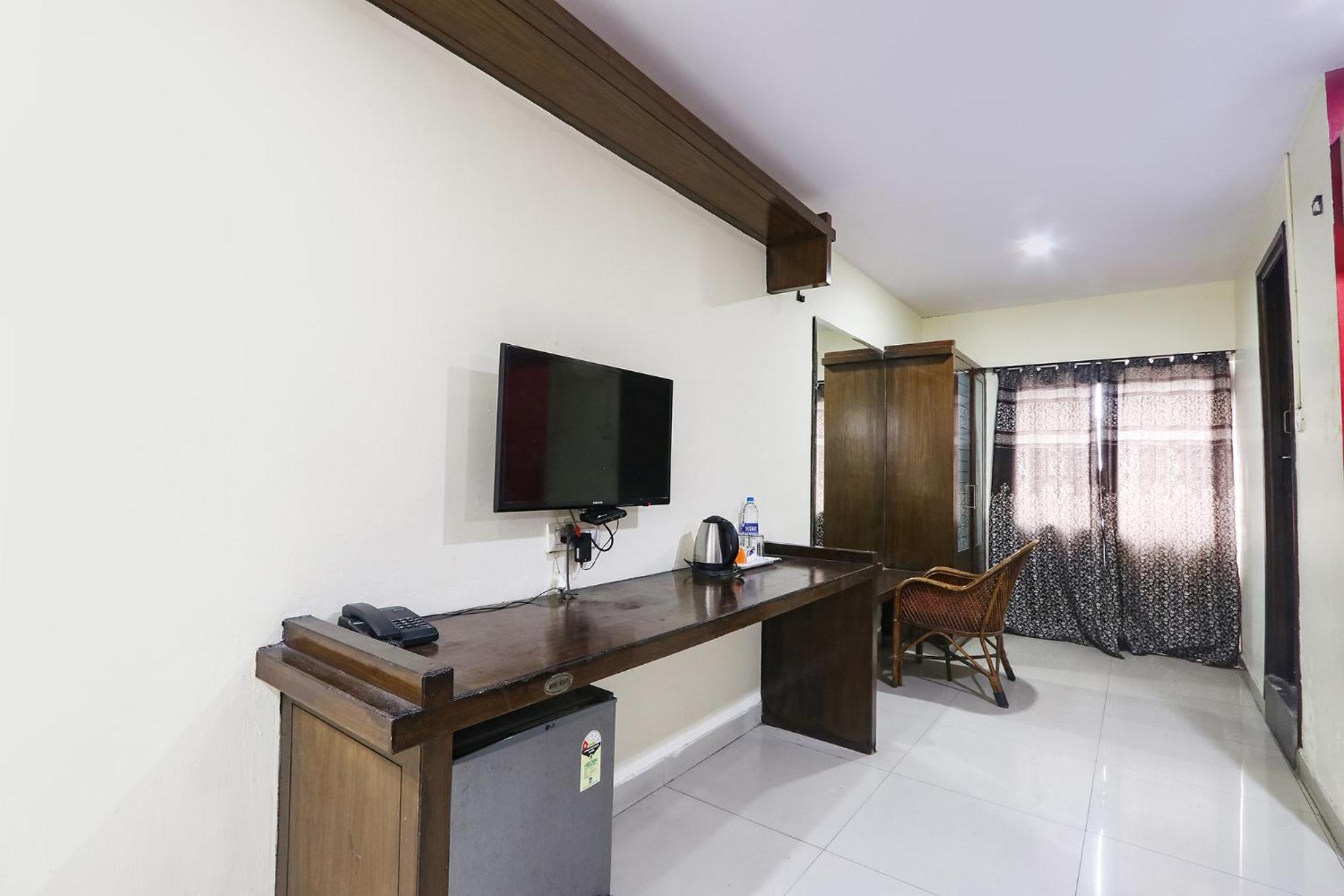 Fabhotel Royal Residency II - Nr Metro Station Lakdikapul Hyderabad Ngoại thất bức ảnh