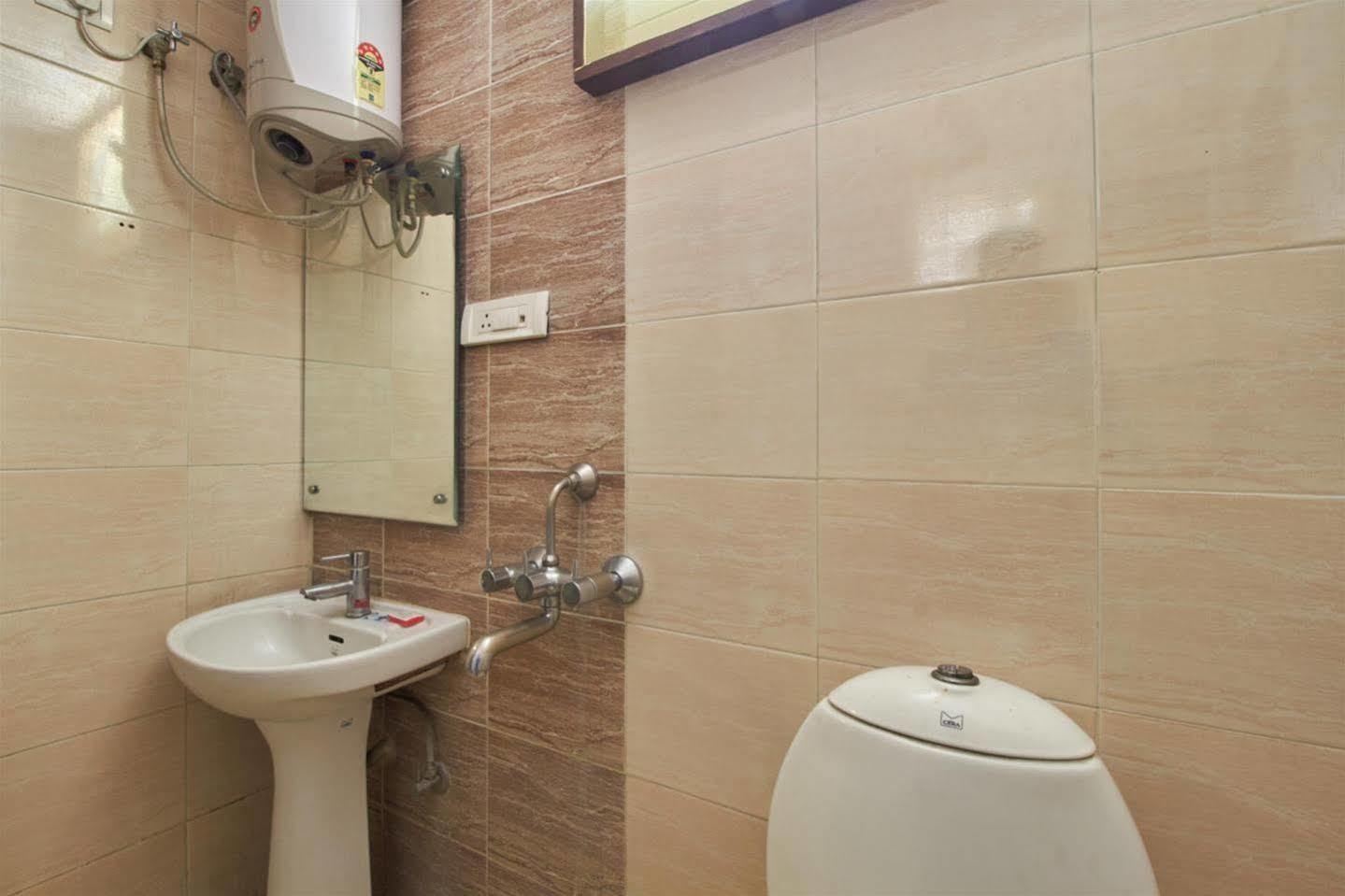 Fabhotel Royal Residency II - Nr Lakdikapul Metro Station Hyderabad Ngoại thất bức ảnh