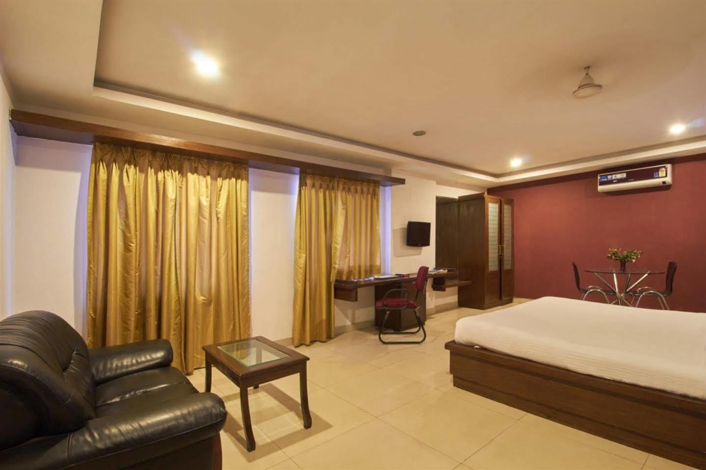 Fabhotel Royal Residency II - Nr Metro Station Lakdikapul Hyderabad Ngoại thất bức ảnh